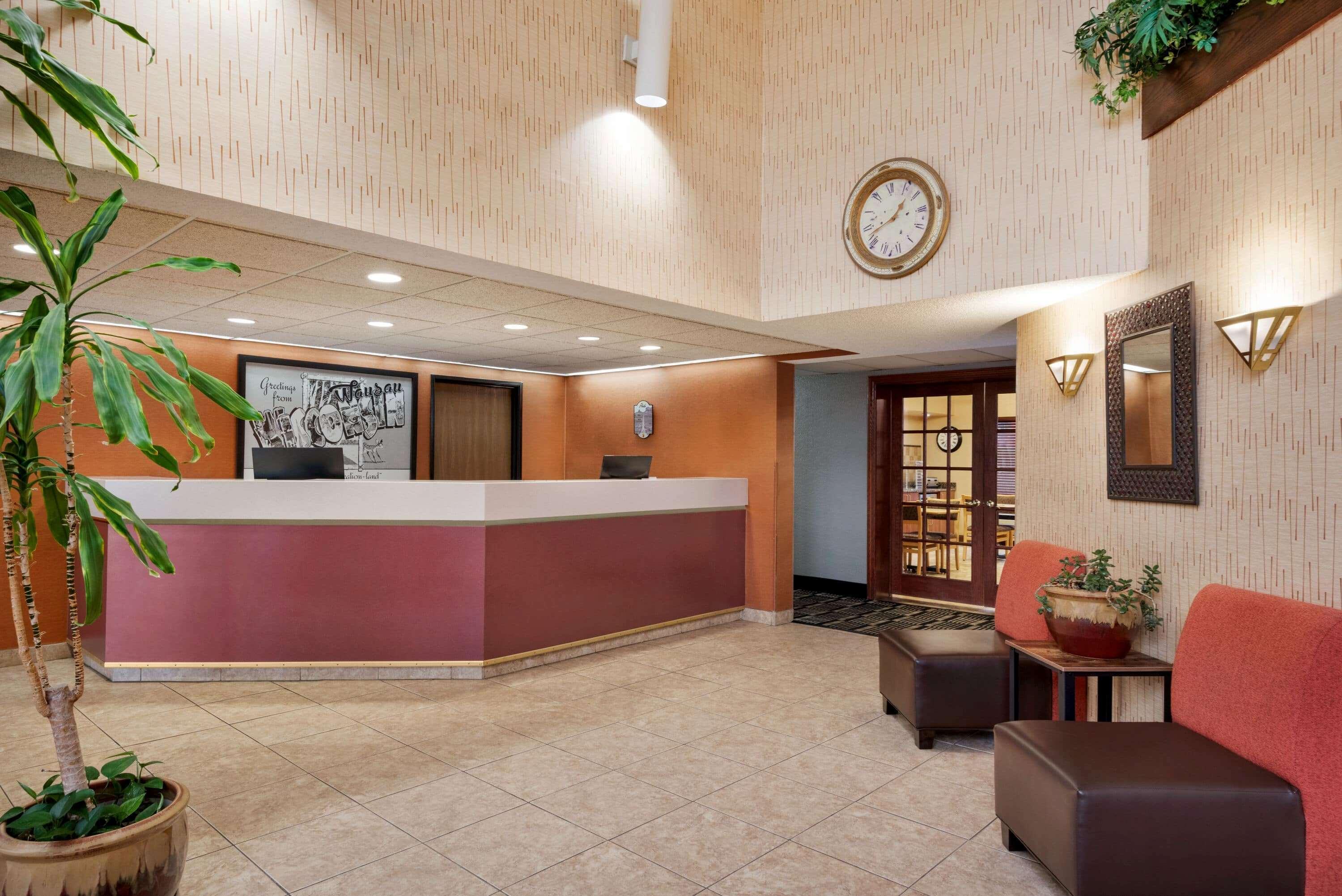 Super 8 By Wyndham Wausau Dış mekan fotoğraf